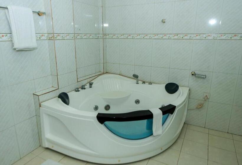 سوییت خانوادگی, Dove Hotel Kigali