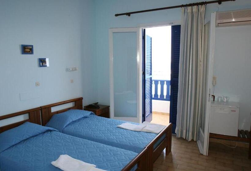 غرفة قياسية مطلّة علي البحر, Guest House Polyvotis