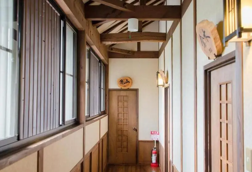 اتاق استاندارد با سرویس بهداشتی مشترک, Ryokan Fukinoya