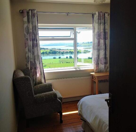 Camera Tripla Standard, Seafield Farmhouse