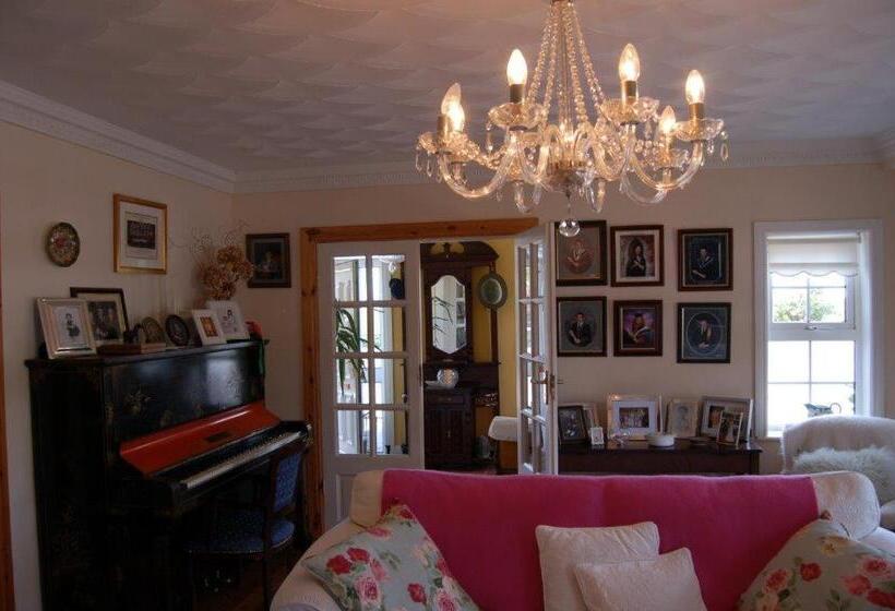 חדר סטנדרט, Teach An Easard