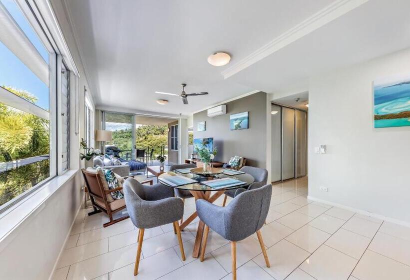 شقة بغرفتي نوم, Airlie Summit Apartments