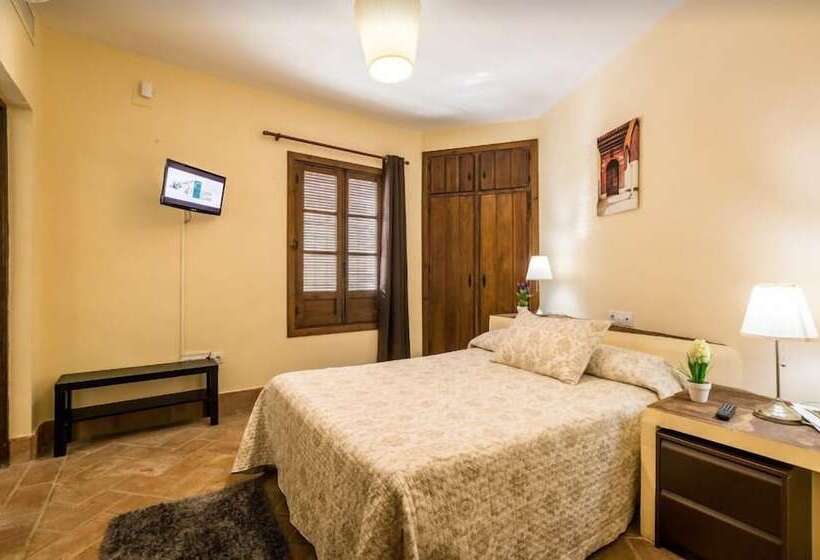Номер Стандарт, Hospedería Convento De Santa Clara