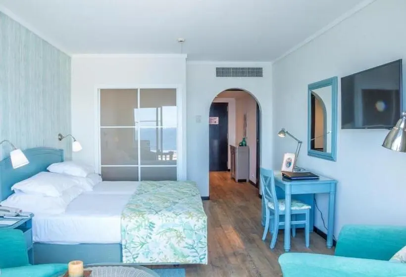 スタンダードスタジオ, Pestana Madeira Beach Club