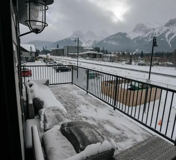 آپارتمان لوکس 1 خوابه, Basecamp Resorts Canmore