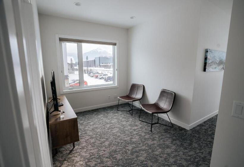 １ベッドルームのデラックスアパートメント, Basecamp Resorts Canmore