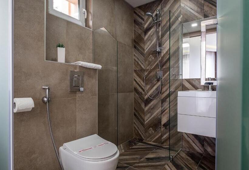 חדר סטנדרט נוף לעיר, Caro Apartments & Rooms