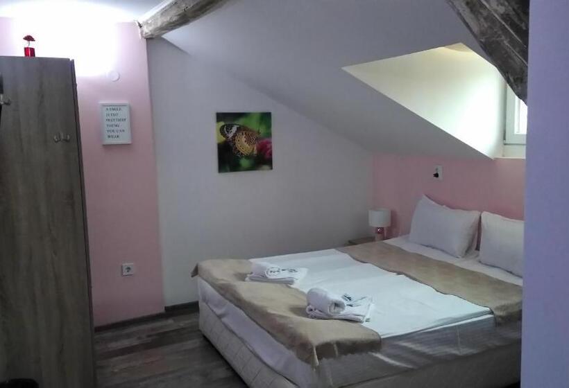 스탠다드 룸 공동 욕실, Guest Rooms Filipopol