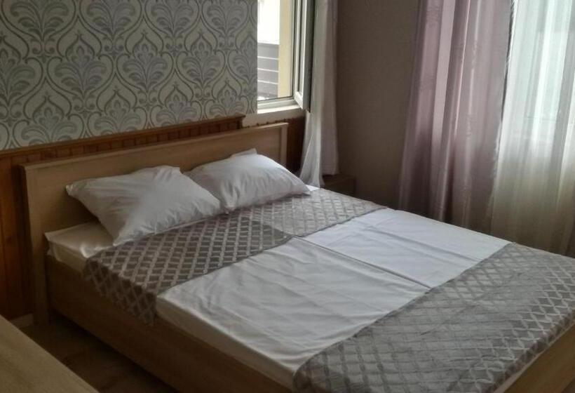 스탠다드 트리픔 룸 공동욕실, Guest Rooms Filipopol