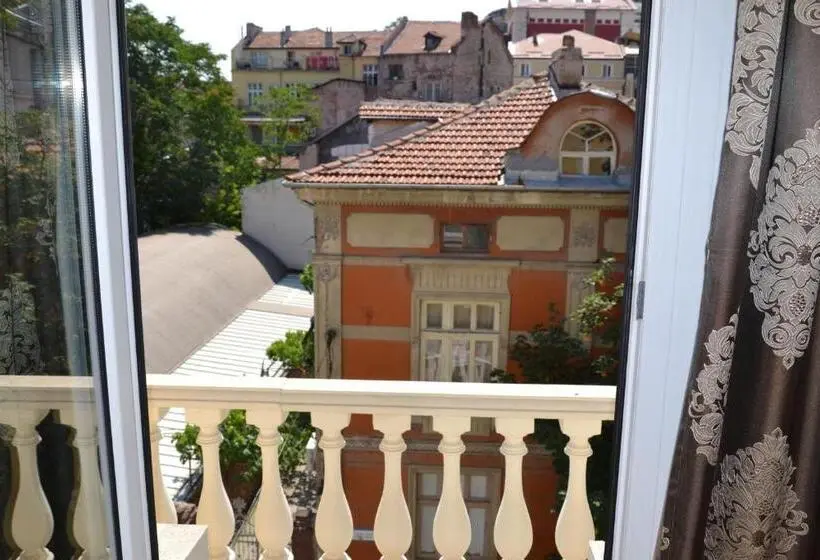 اتاق استاندارد با تراس, Guest Rooms Filipopol