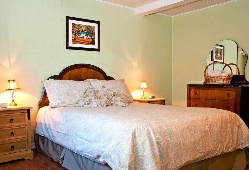 Standard Room, La Galouine Auberge & Restaurant