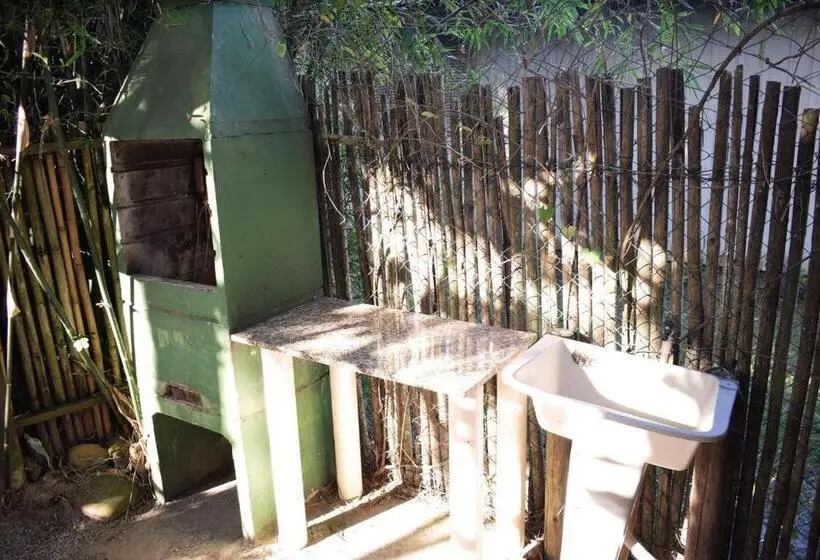 کلبه ییلاقی, Pousada Vila Dos Coqueiros