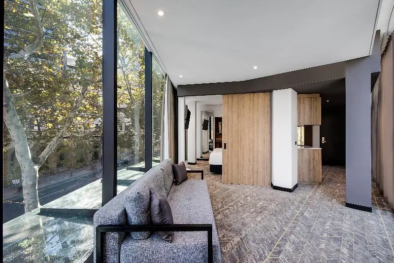 سوییت اجرایی, Vibe Hotel North Sydney