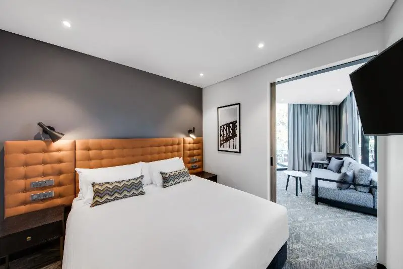 سوییت اجرایی, Vibe Hotel North Sydney