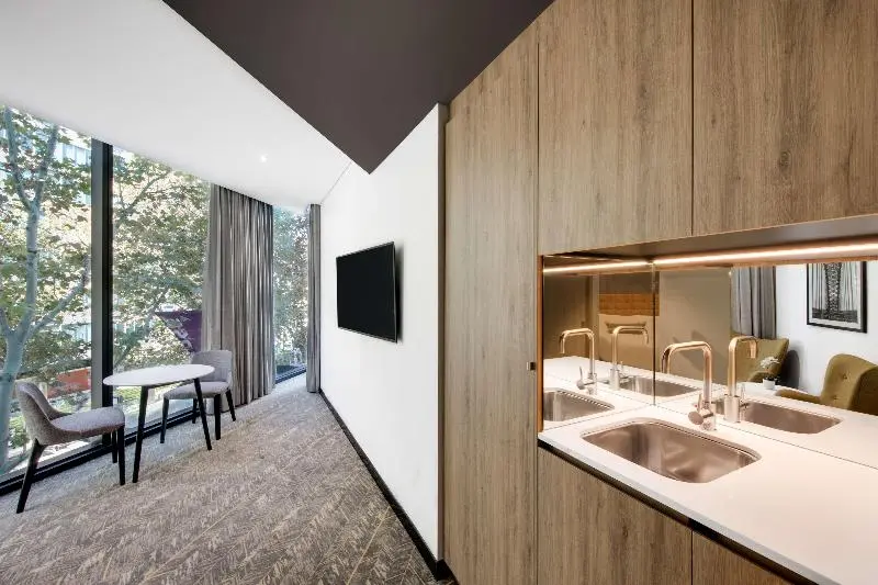 سوییت اجرایی, Vibe Hotel North Sydney