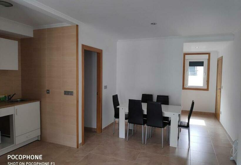 带2个卧室的公寓, Apartamentos Revolta Sanxenxo 3000