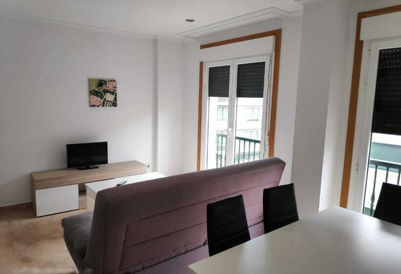 带2个卧室的公寓, Apartamentos Revolta Sanxenxo 3000