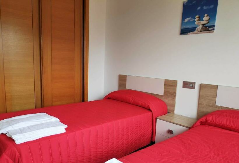 带2个卧室的公寓, Apartamentos Revolta Sanxenxo 3000