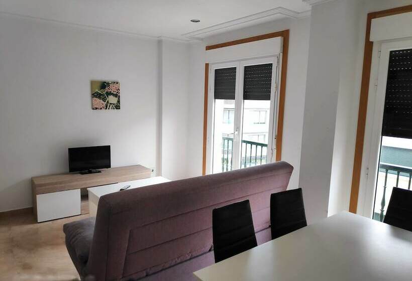 带2个卧室的公寓, Apartamentos Revolta Sanxenxo 3000