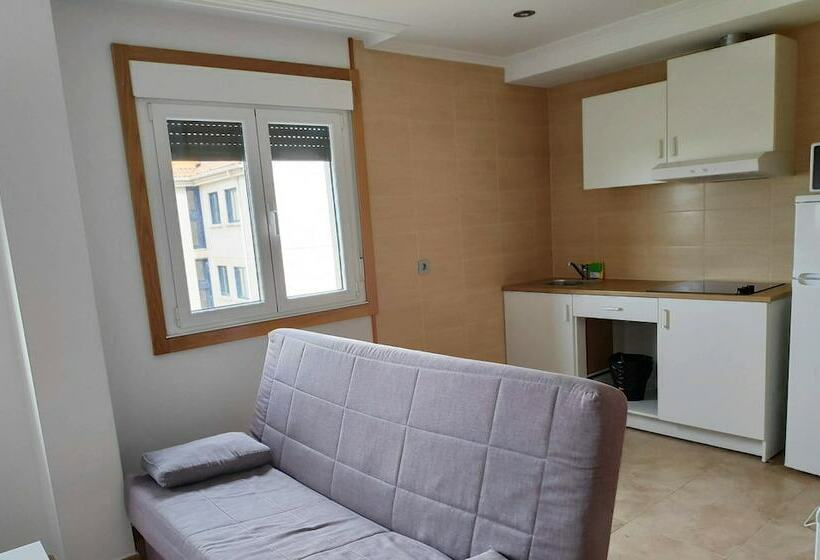 带2个卧室的公寓, Apartamentos Revolta Sanxenxo 3000