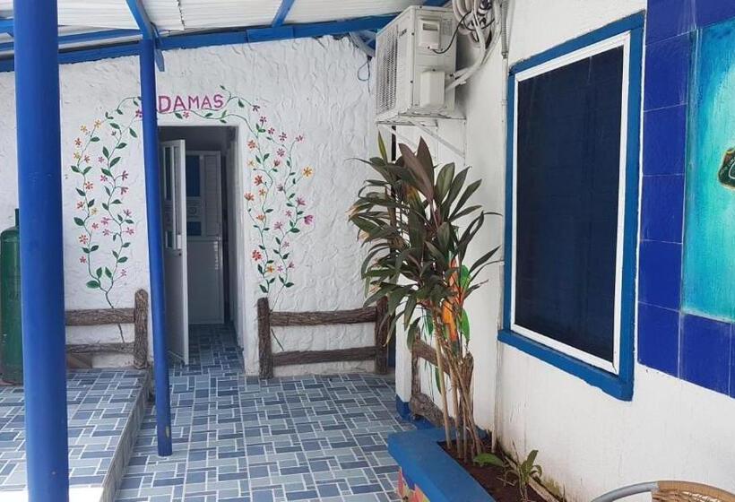 标准单人间共用浴室, Alojamiento San Martín