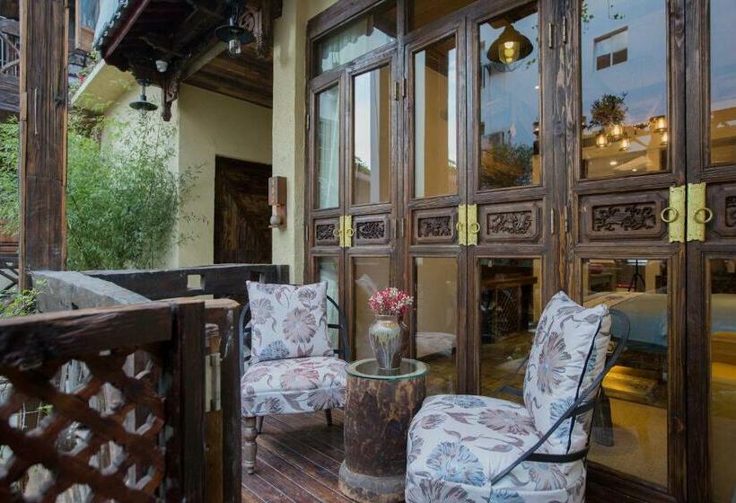 수피리어 룸 가든 전망, Old Story Inn Lijiang Old Town