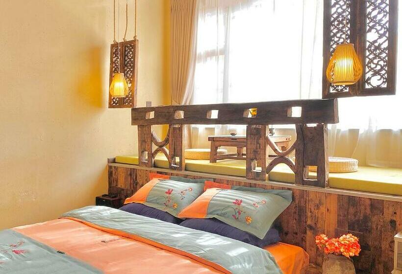 스탠다드 룸 킹사이즈 침대, Old Story Inn Lijiang Old Town