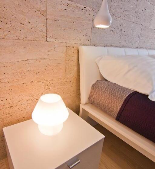 Quarto Quádruplo Deluxe, Laura Lux Suites