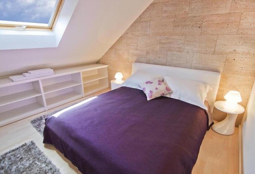 Quarto Quádruplo Deluxe, Laura Lux Suites