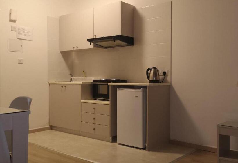 סטודיו סטנדרט עם מרפסת, Marianna Annex