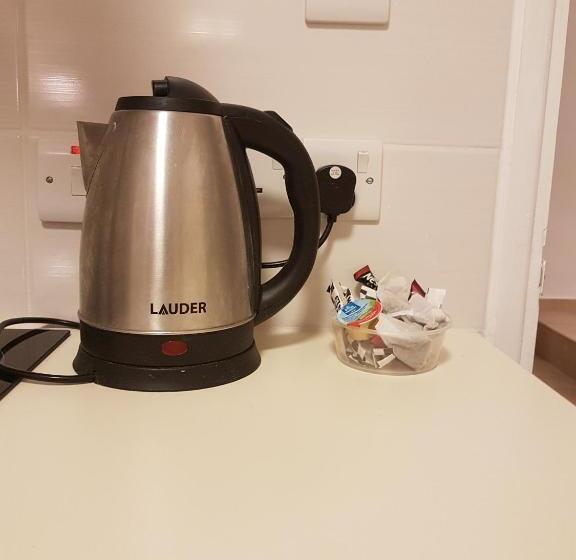 דירת חדר סופריור, Marianna Annex