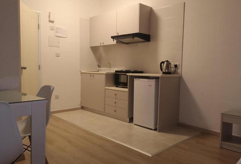 סטודיו סטנדרט עם מרפסת, Marianna Annex