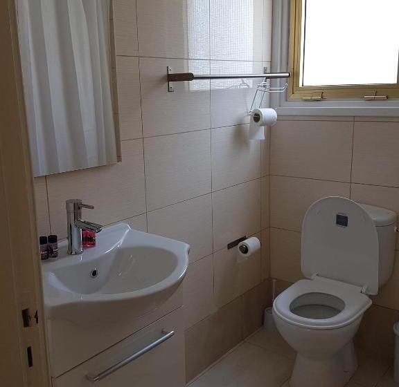 סטודיו סטנדרט עם מרפסת, Marianna Annex