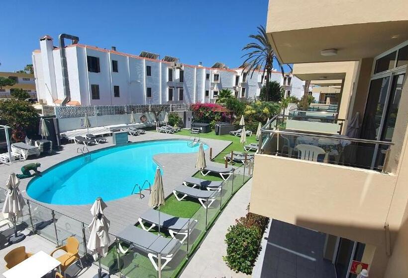 Apartamento 1 Dormitório com Sacada, Alsol Nara
