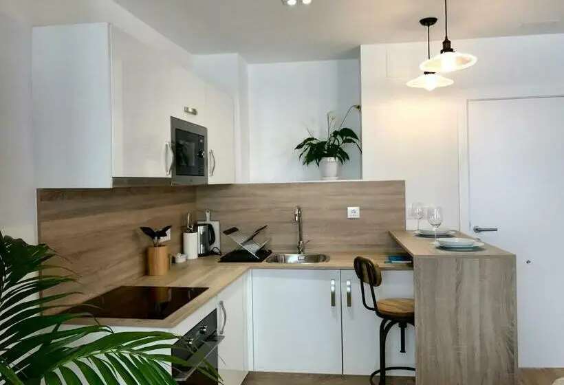 استودیوی استاندارد, Apartamentos Rosario 1