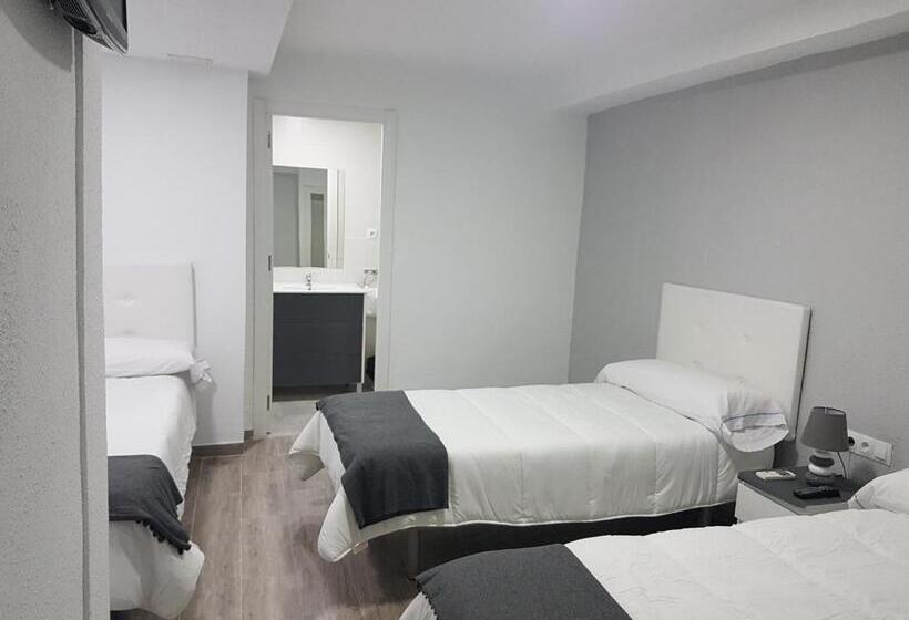 스탠다드 트리플 룸, Guesthouse Central