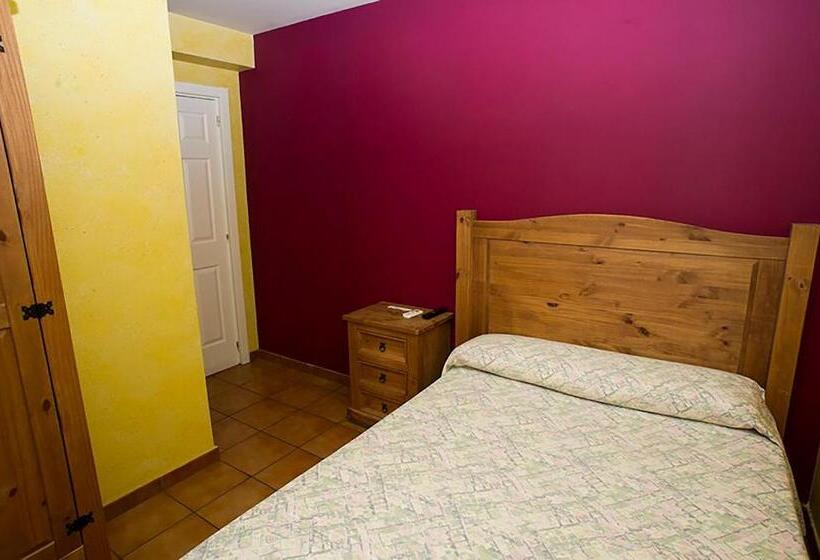 Номер Стандарт, Hostal Velarde