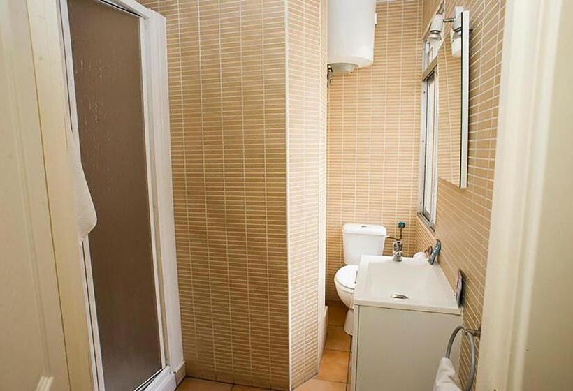 スタンダード４人部屋, Hostal Velarde