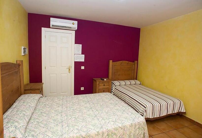 Номер Стандарт, Hostal Velarde