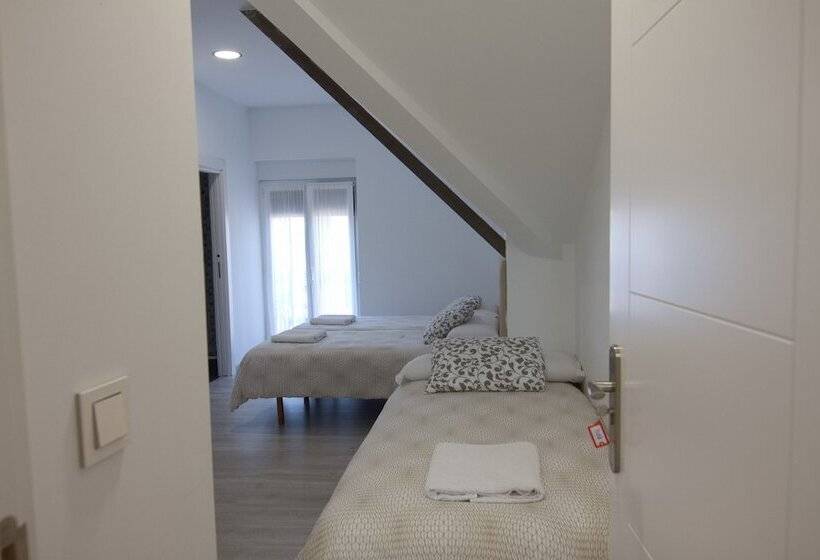 اتاق استاندارد چهار تخته, Pension Beizama