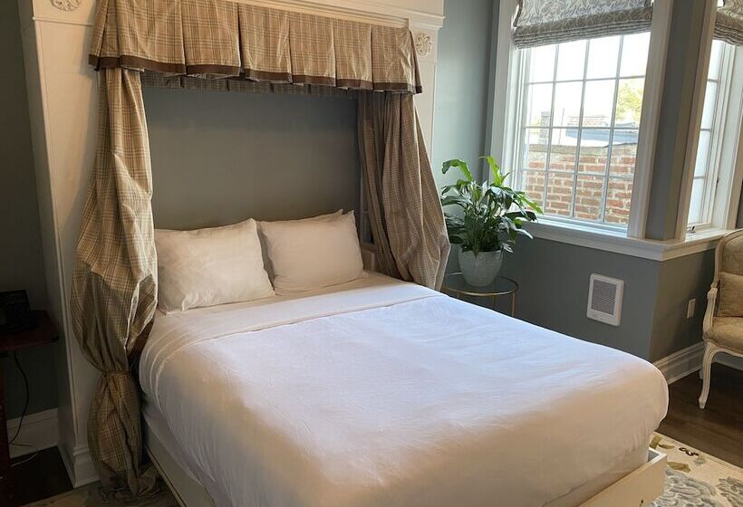 غرفة قياسية سرير ملكى, The Dutchess Inn And Spa At Beacon