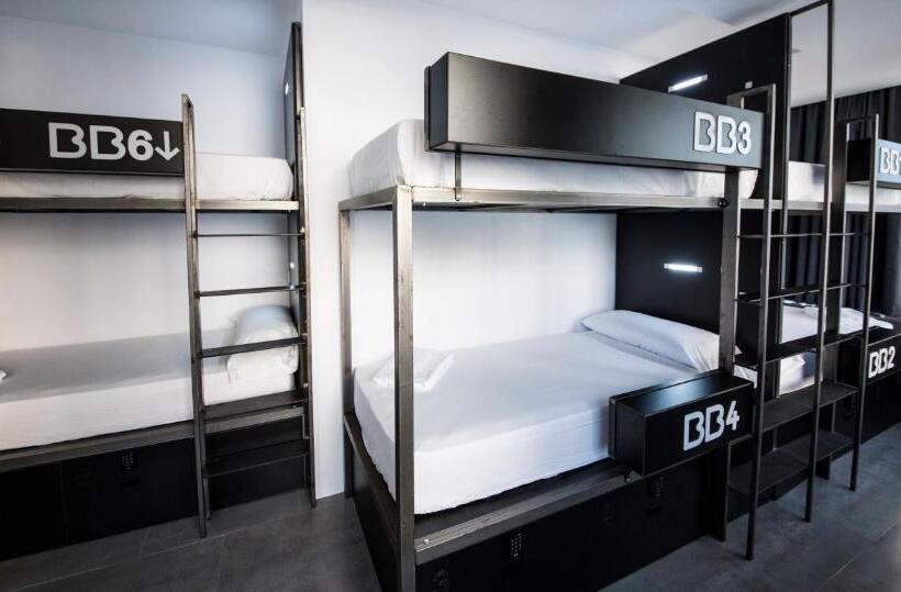Номер Стандарт, Bea Beach Hostel