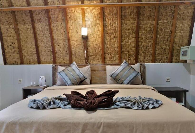 디럭스 방갈로, Warna Beach