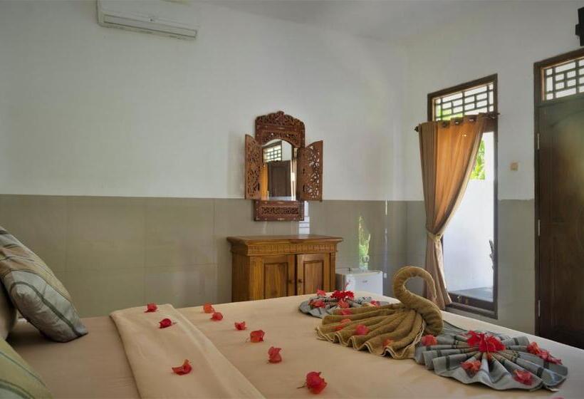 디럭스 방갈로, Warna Beach