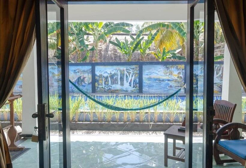 디럭스 방갈로, Warna Beach