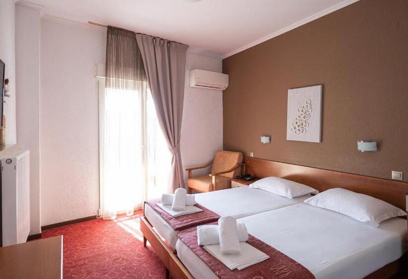 חדר אקונומי, Akropol