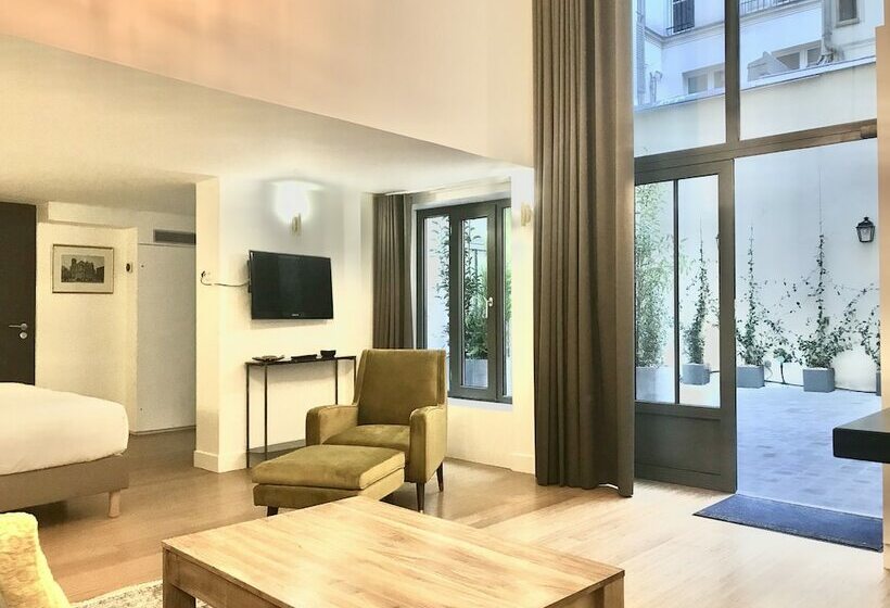スタンダードスタジオ, Apartments Du Louvre  Le Marais
