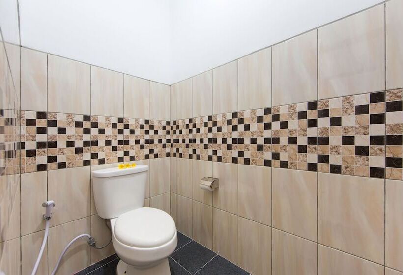 Cameră Superioară, Bening House Batubelig