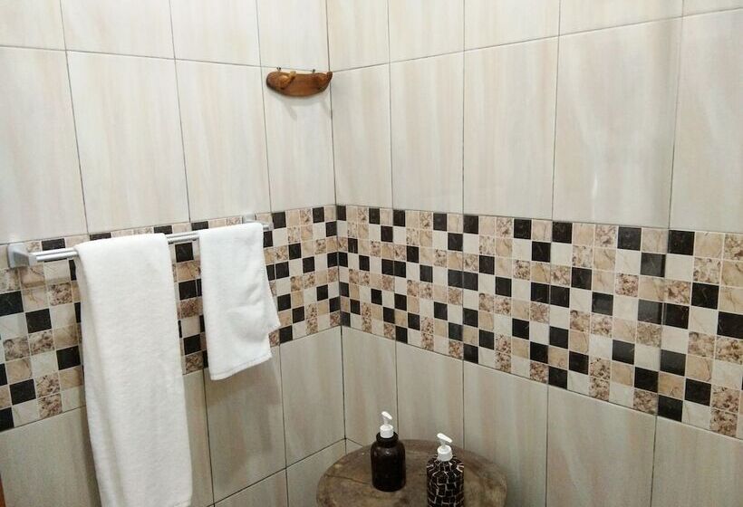 Cameră Superioară, Bening House Batubelig