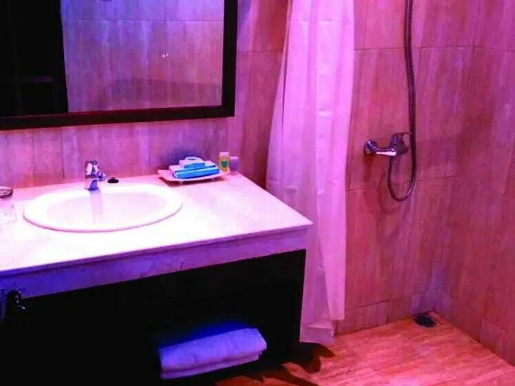 Casa 1 Quarto, Cirebon Waterland